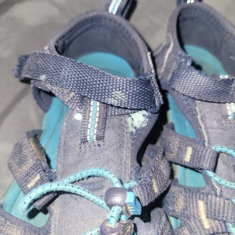 Keen Seacamp 2 CNX Blue Hiking Waterproof Sandals Youth size 2